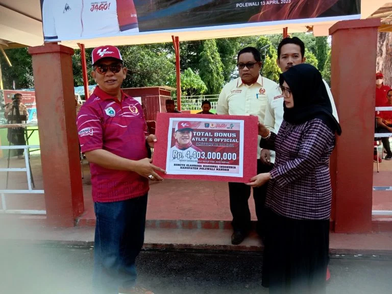 Atlet Polman Peraih Medali Porprov IV Sulbar 2022 Terima Bonus, Totalnya Rp4,4 Miliar