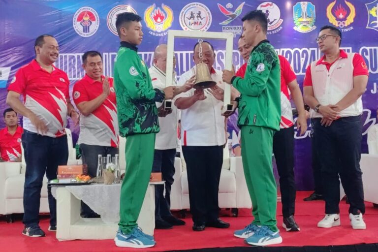 Ketum KONI Pusat Membuka Resmi BK PON XXI/2024 Aceh-Sumut Cabor Muaythai