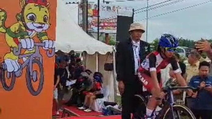 Atlet-balap-sepeda-putri-Sulbar-di-PON-XXI-Aceh-Sumut-Sry-Mulyani-Samad